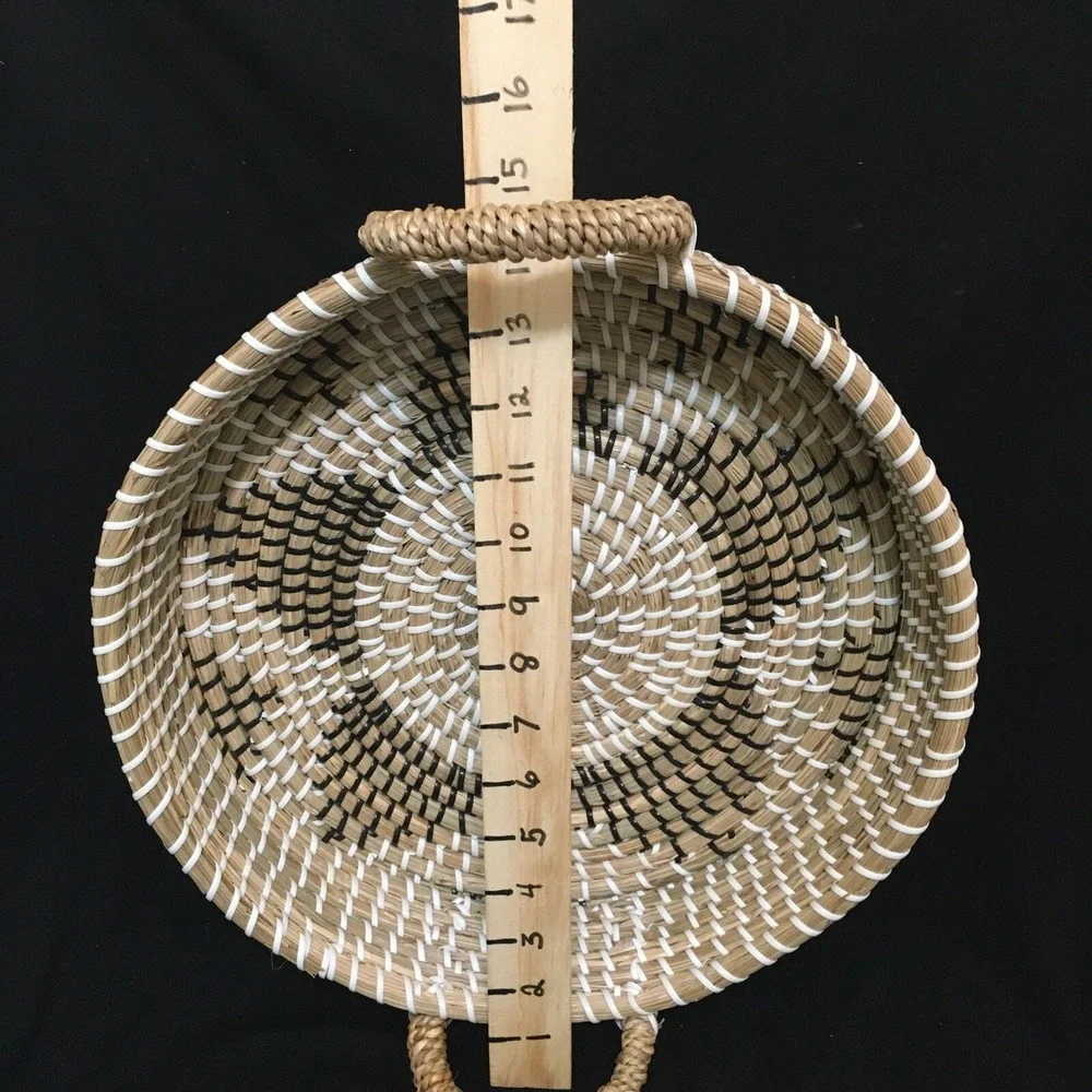 Round Sweet grass Serving Tray, Hand Woven Star Design Tan‎ Black White 14